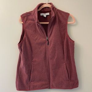Amazon essentials fleece vest